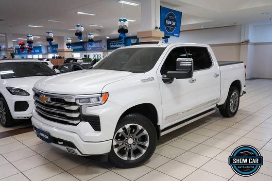 CHEVROLET SILVERADO 5.3 V8 GASOLINA 1500 HIGH COUNTRY 4X4 AUTOMÁTICO